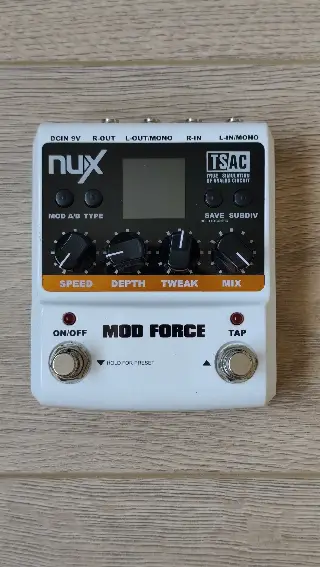 Гитарная педаль Nux mod force