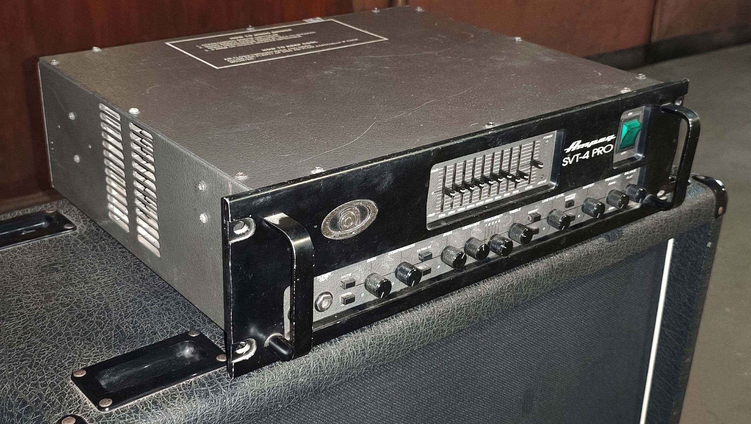Басовый усилитель Ampeg SVT-4 pro — фото 2
