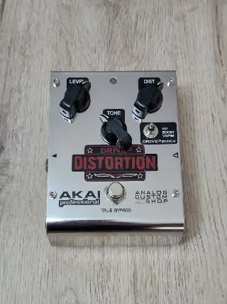 Гитарная педаль Akai Professional Drive3 Distortion