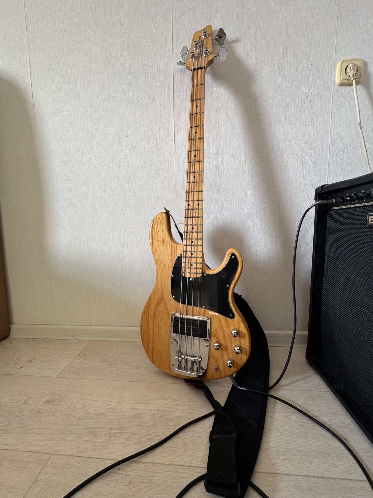 Ibanez atk 300 — фото 1